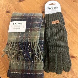 Barbour Green and Plaid Wool Scarf and Gloves Set